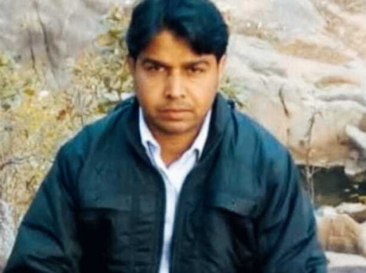 Dream 11 से 3 करोड़ जीत, दर्जी भर रहा सपनों की उड़ान, खपरैल मकान से फ्लैट में होगा शिफ्ट